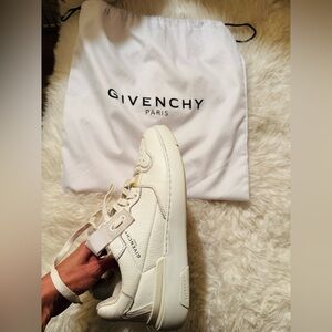Givenchy white Leather Sneakers size 38
